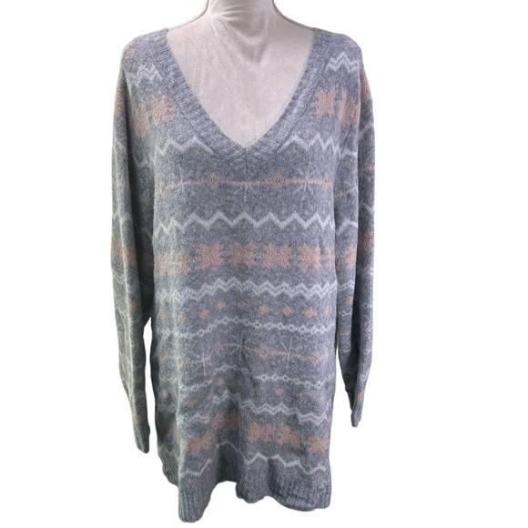 Lane Bryant Women Plus 18/20 2X Gray Fair Isle Snowflake Sparkle V-Neck Sweater - Picture 2 of 9